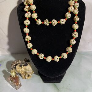 Shell Lei Vintage Beaded Necklace Beige Seashell Clusters Hawaiian